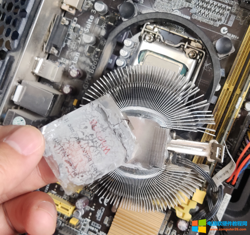 长知识了，电脑CPU风扇原来是这样安装的？