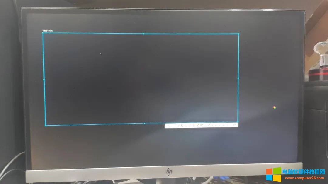 电脑一截图就黑屏，截的图片全是黑的,故障如何解决